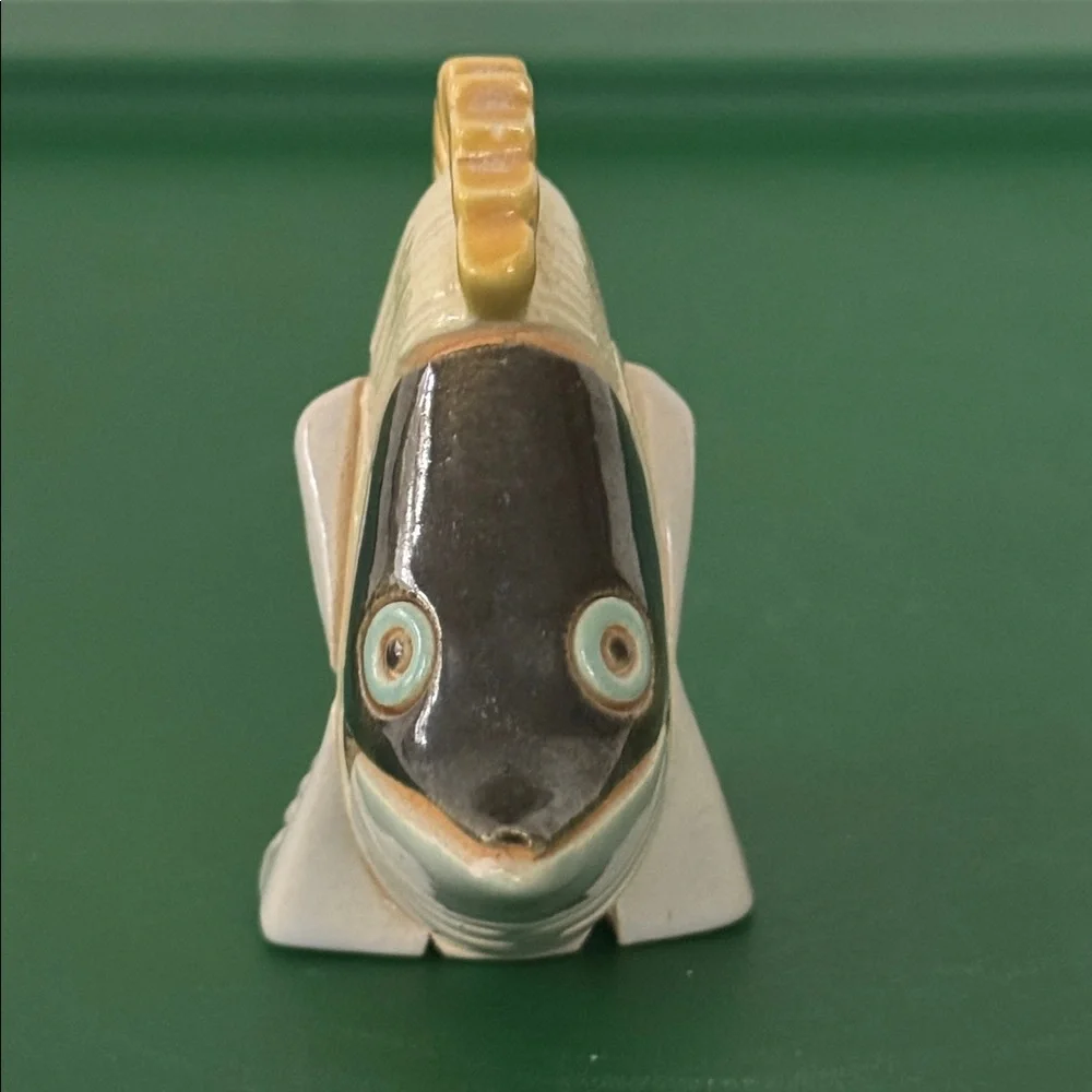 ARTISANIA RINCONADA Morish Idol Tropical Fish Figurine retired and signed 2.75”